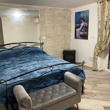 Bed and Breakfast Laviniahouse Неттуно Экстерьер фото